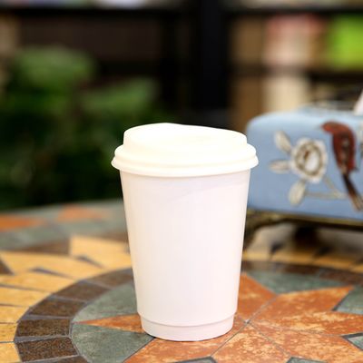 Taças de café de papel descartáveis personalizadas com tampa 16 oz
