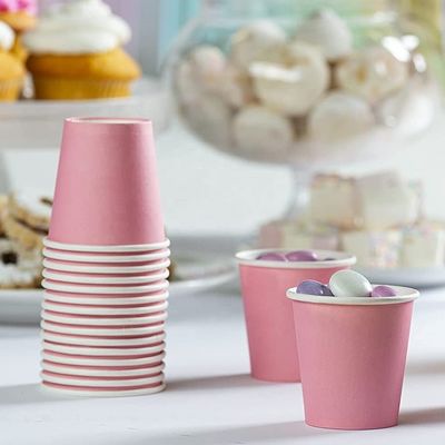 Copo de papel de parede único para bebidas quentes descartável e fabricado a partir de papel de qualidade alimentar